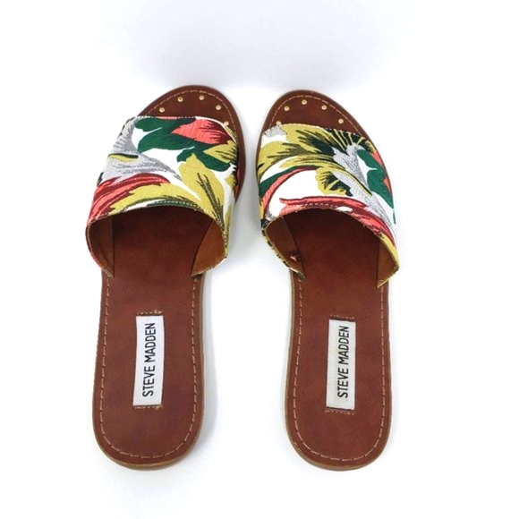 Steve Madden Mishos Mishelle Floral Slip-on Sandal - Picture 4 of 14